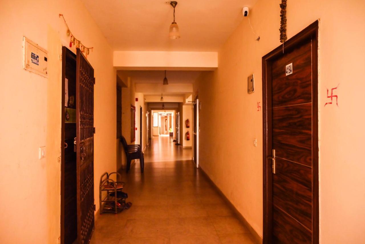 Hare Krishna Home Stay Vrindāvan Εξωτερικό φωτογραφία