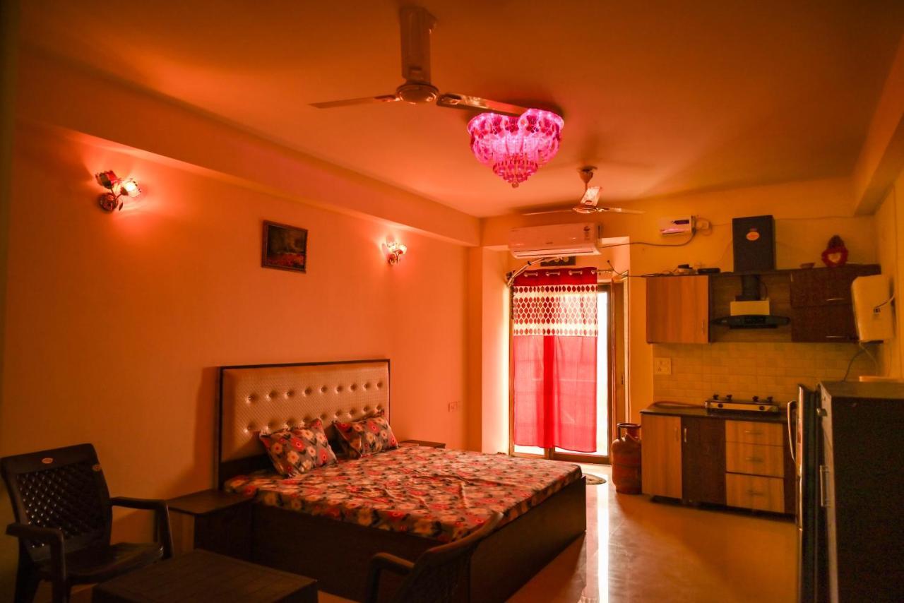 Hare Krishna Home Stay Vrindāvan Εξωτερικό φωτογραφία